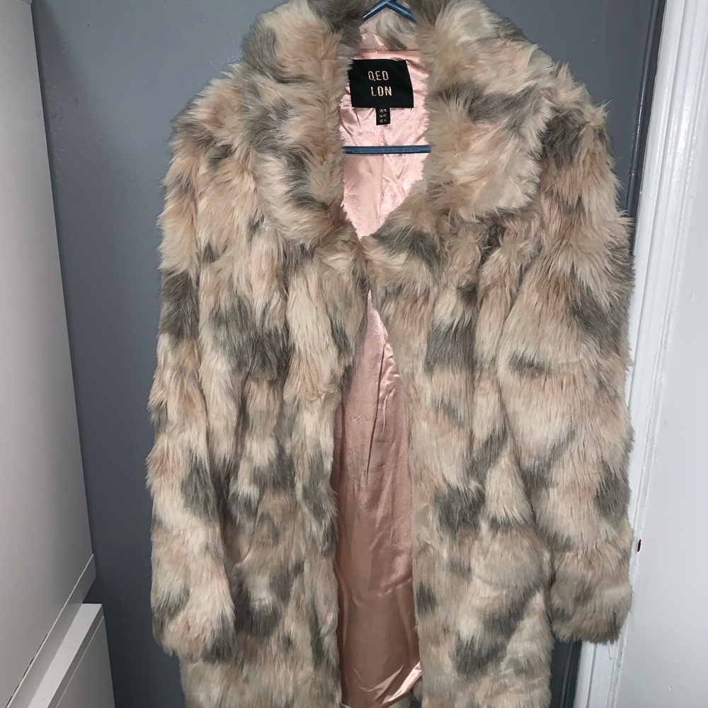 Fur Coat *faux*